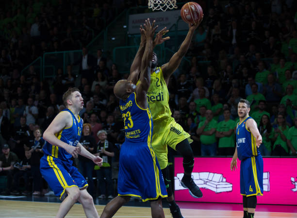 中一直致力 中一直致力